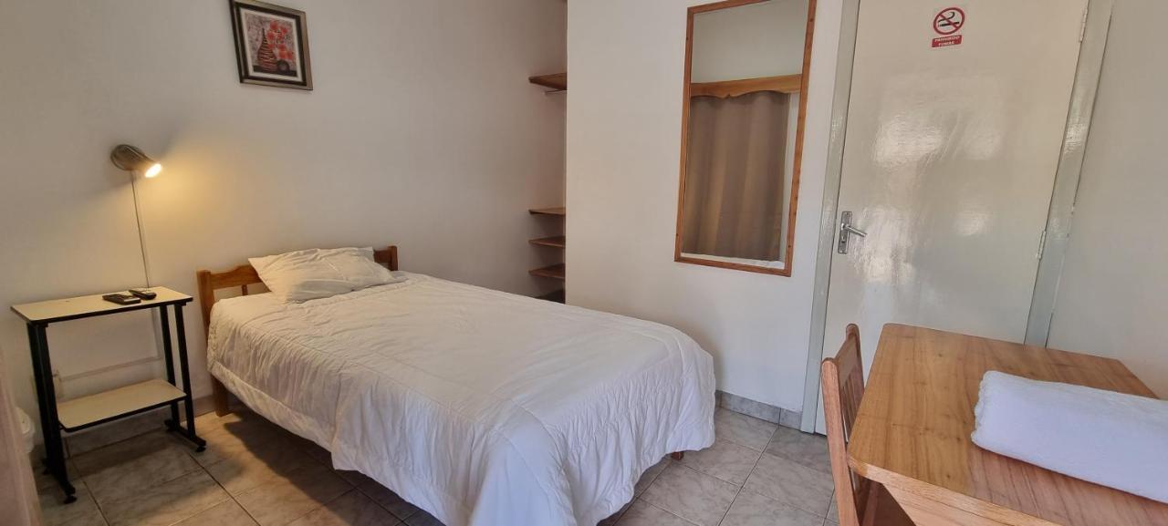 Hotel Golondrina Filadelfia Екстериор снимка